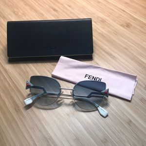 Fendi sunglasses with case and cloth
